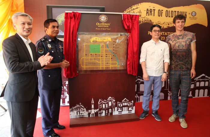 OLDTOWN White Coffee_The Art of OLDTOWN Ceremony
