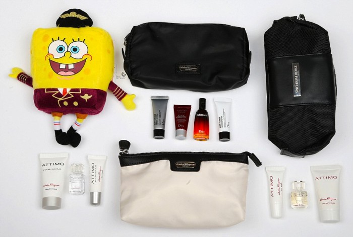 1408547605998_wps_16_AIRLINE_AMENITY_BAGS_AIRL