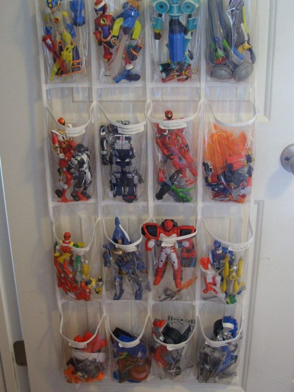 toys rack