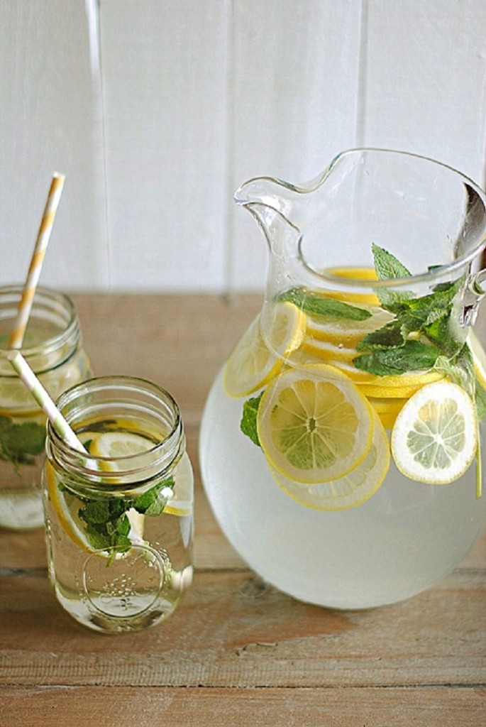 top-10-homemade-detox-water-for-your-morning-routine_01