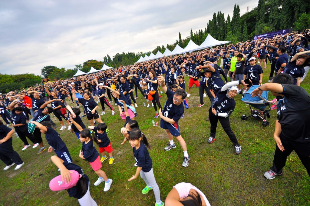Image 2 - Warm up session at Terry Fox Run 2014