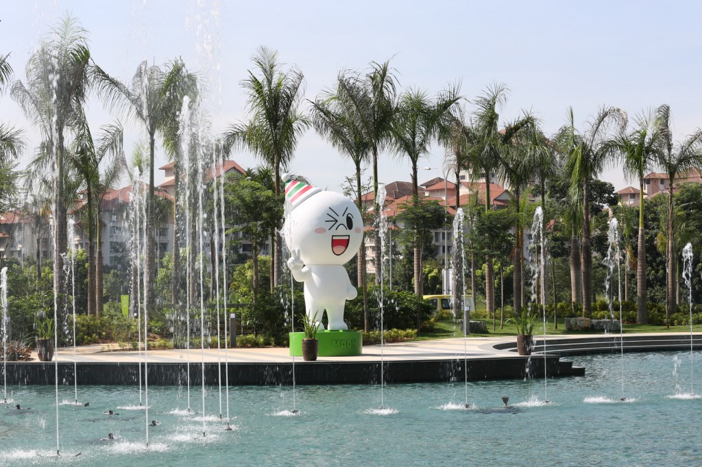 The World's Biggest Moon statue, which was inducted by The Malaysia's Book of Records, will be at IOI City Mall
