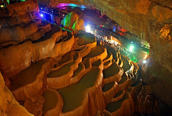 Jiuxiang-Caves-in-Kunming