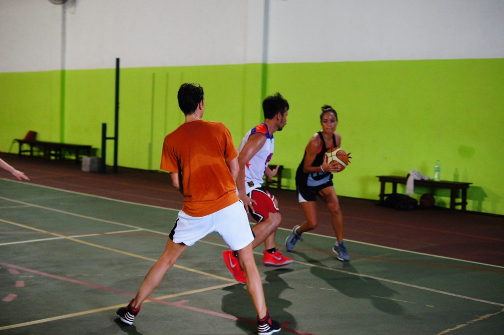 The co-ed basketball session of Sports Bandits