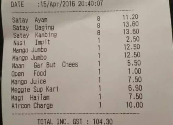 Foto -alinan resit bayaran, termasuk caj RM10, sebuah restoran di Bangsar seperti tersebar di media sosial yang menjadi sasaran kritikan pengguna Internet.