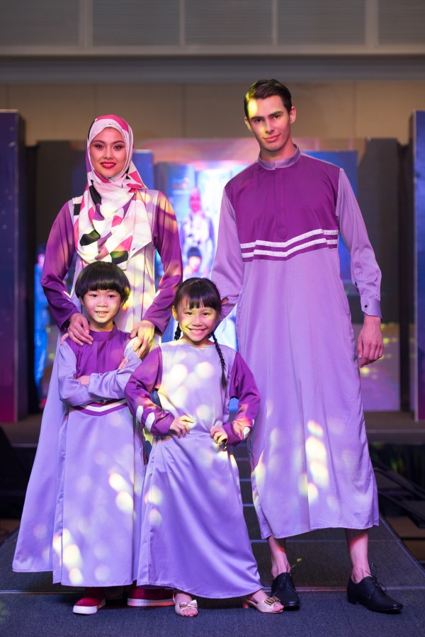 Pertunjukan fesyen di Kempen Riang Ria Raya Lazada. Foto - Arkib Wanista