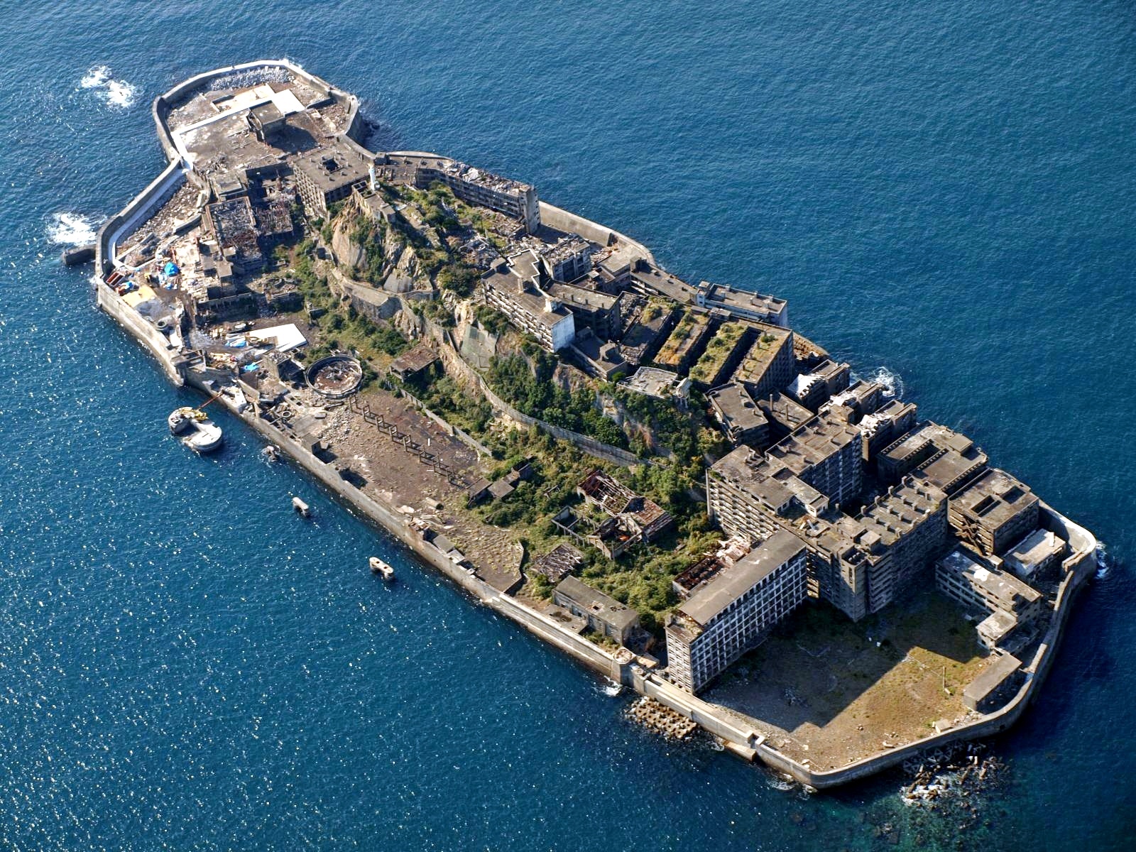 Pulau Hashima dari atas. Foto - Wikipedia