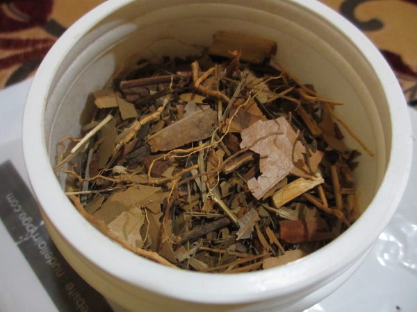 Gambaran herba yang digunakan untuk proses bertangas. Sumber: blogspot/huwainas