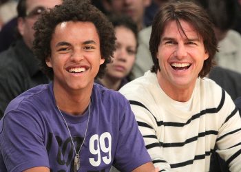 LOS ANGELES, CA - MARCH 27:  Tom Cruise (R) and Connor Cruise attend a game between the New Orleans Hornets and the Los Angeles Lakers at Staples Center on March 27, 2011 in Los Angeles, California.  (Photo by Noel Vasquez/Getty Images) *** Local Caption *** Connor Cruise;Tom Cruise